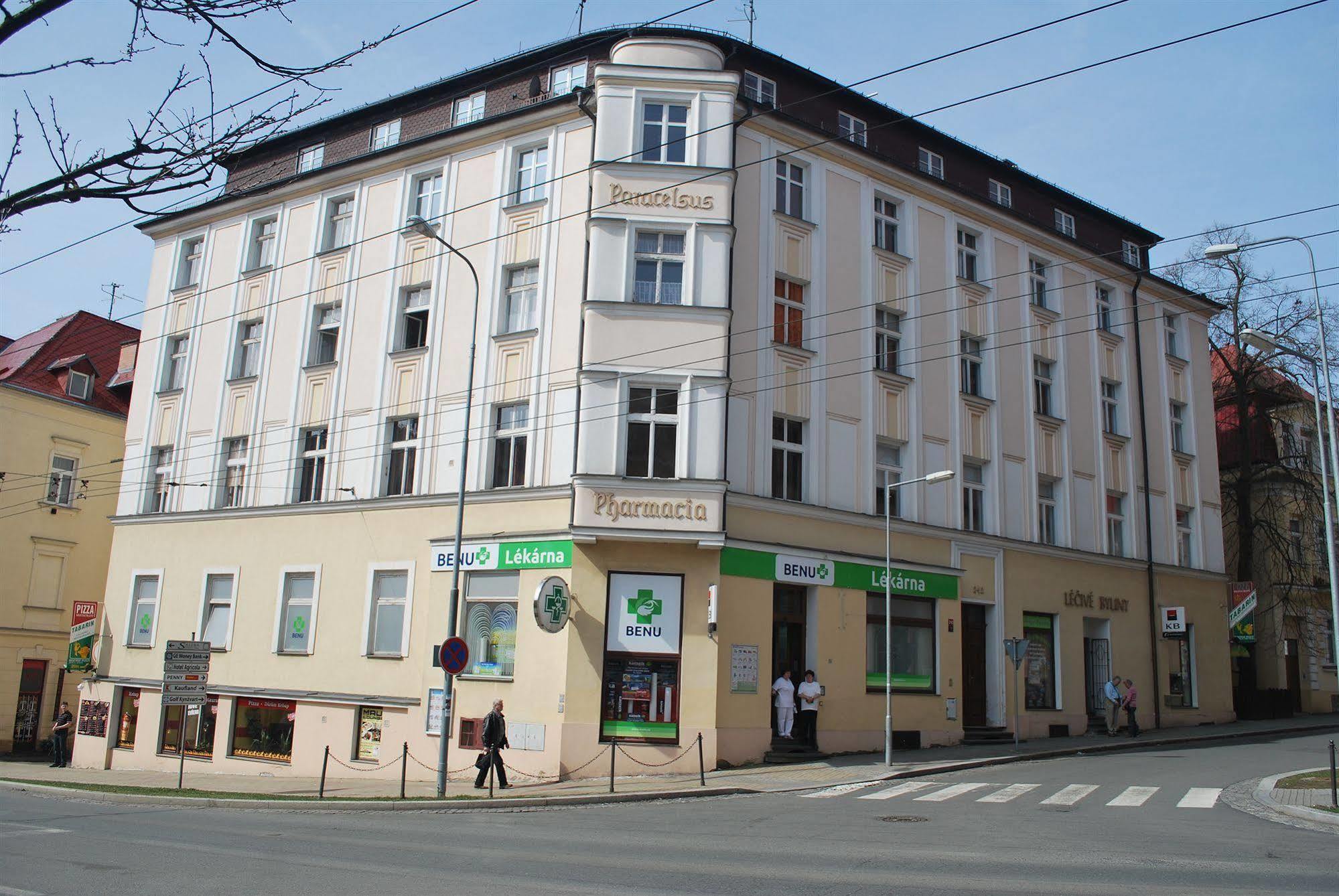 Hostel Foster Mariánské Lázně المظهر الخارجي الصورة