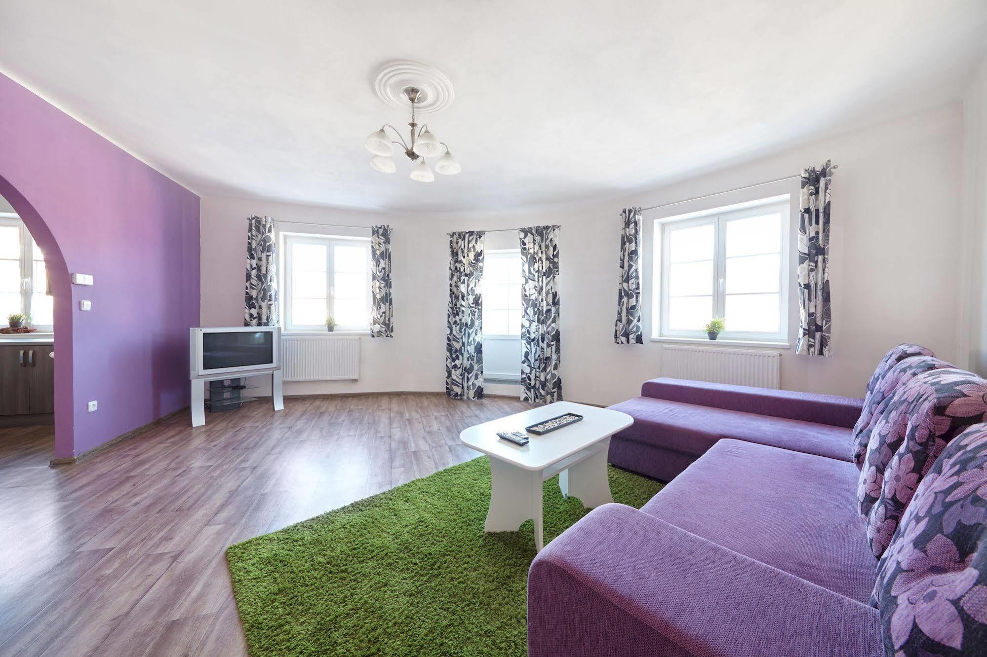 Hostel Foster Mariánské Lázně المظهر الخارجي الصورة